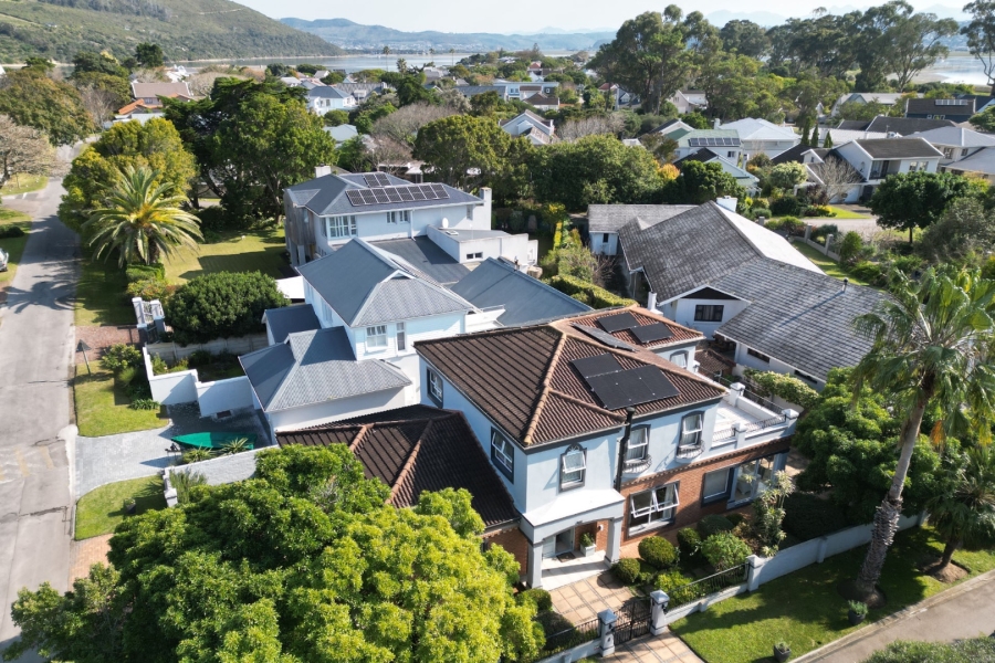 3 Bedroom Property for Sale in Leisure Isle Western Cape